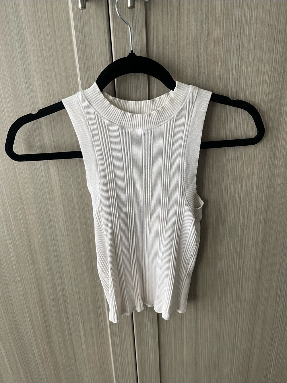 Zara White Ribbed Mock Neck Sleeveless Top Size Small